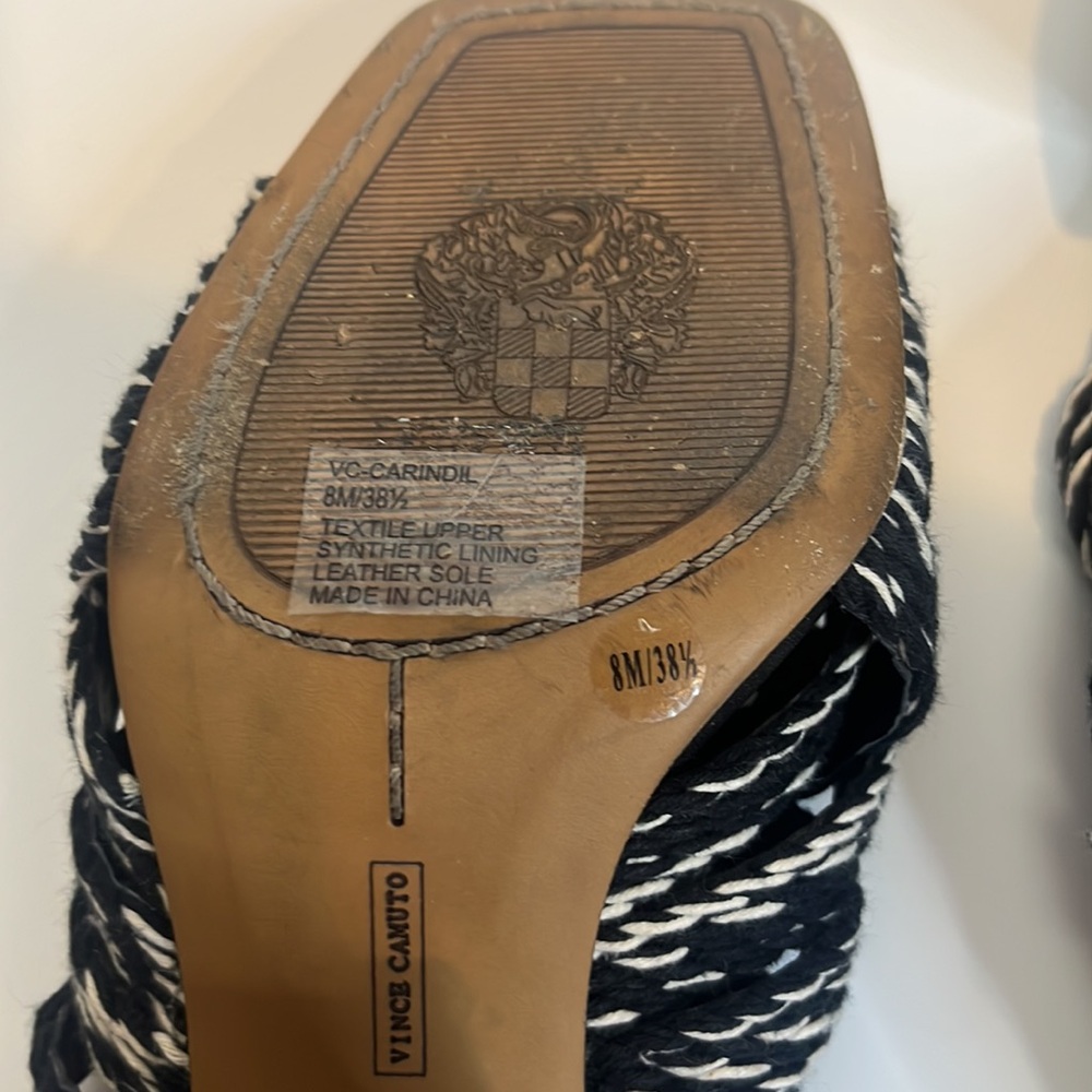 Vince Camuto Carindil Woven Mule Black/White 8 - Picture 8 of 9